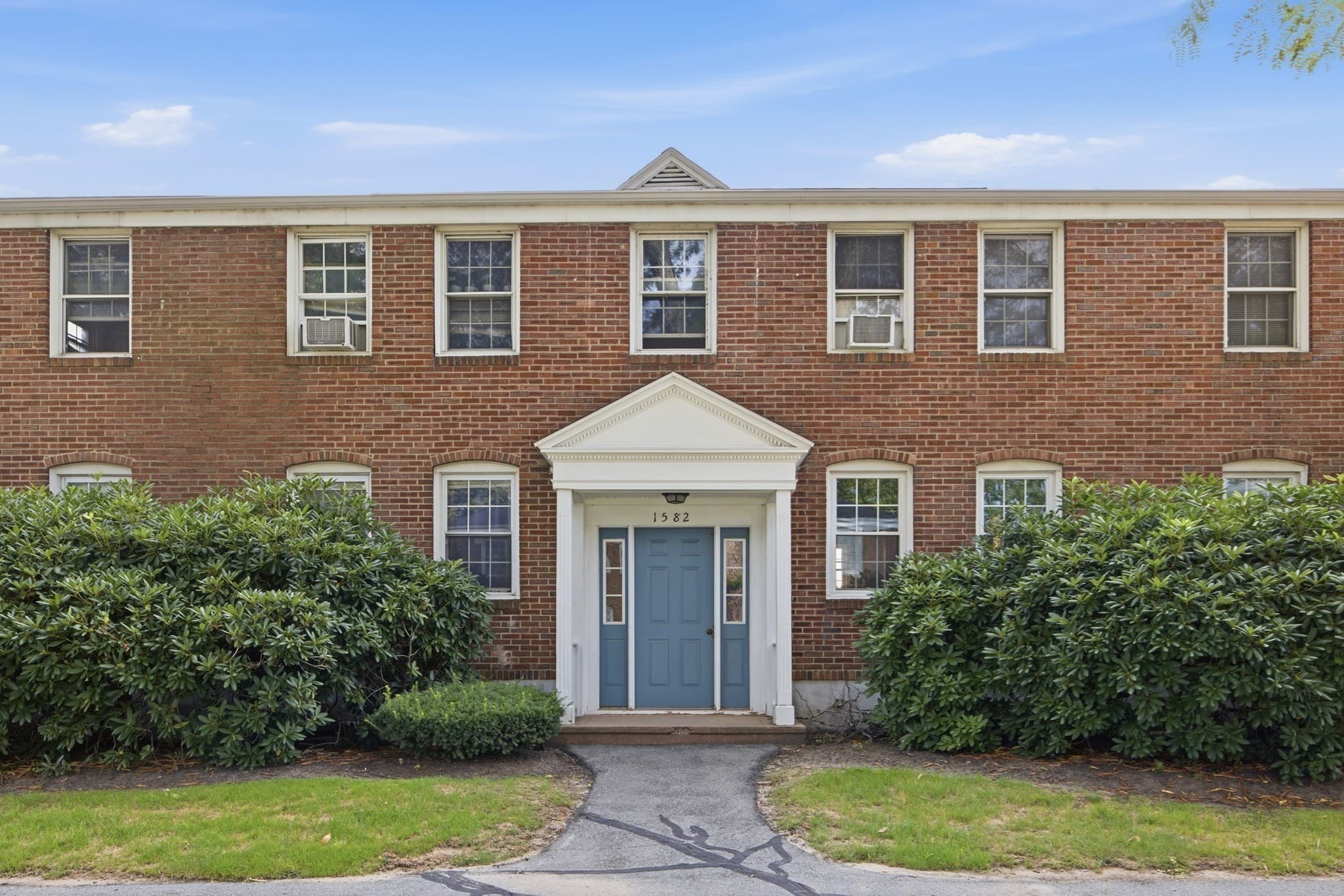Condominium at 1582 Memorial Ave # 1B, West Springfield MA 01089, photo 25 of 27