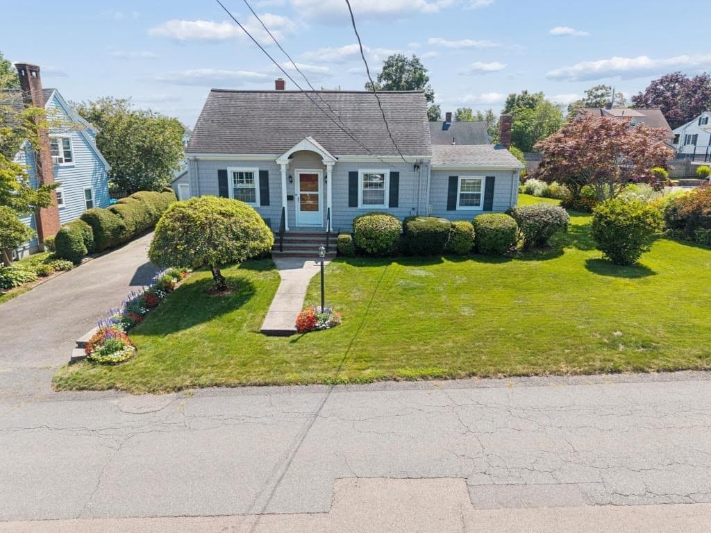 301 Westhill Avenue, Somerset MA 02726 photo 5