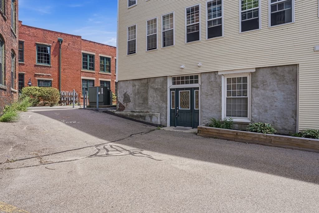 148 Bernon # 7, Woonsocket RI 02895 photo 27