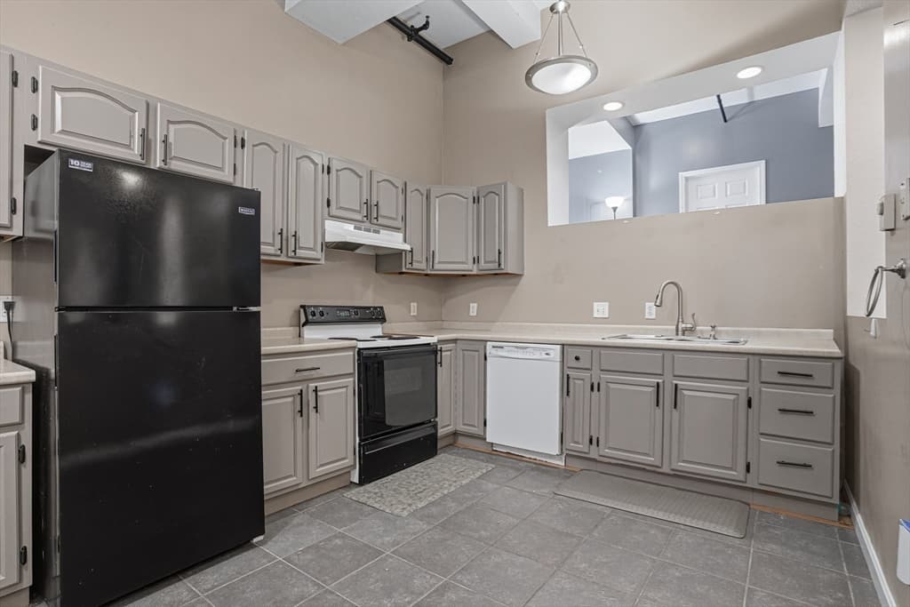 148 Bernon # 7, Woonsocket RI 02895 photo 10