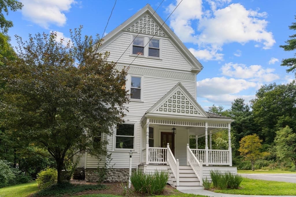 302 Concord Road, Weston MA 02493 photo 4