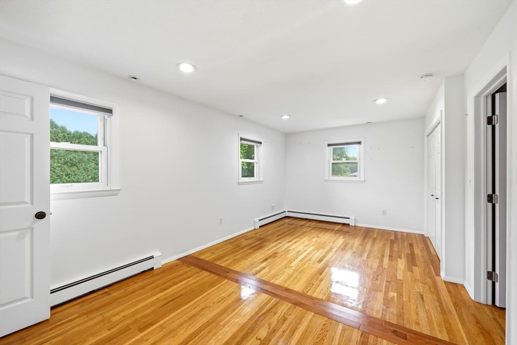 277 Brainerd St, South Hadley MA 01075 photo 14