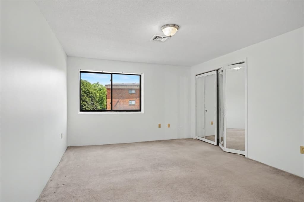181 Littleton Rd # 211, Chelmsford MA 01824 photo 17