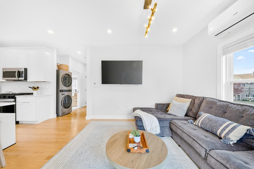 12 Sewall Ave # 2B, Winthrop MA 02152 photo 9