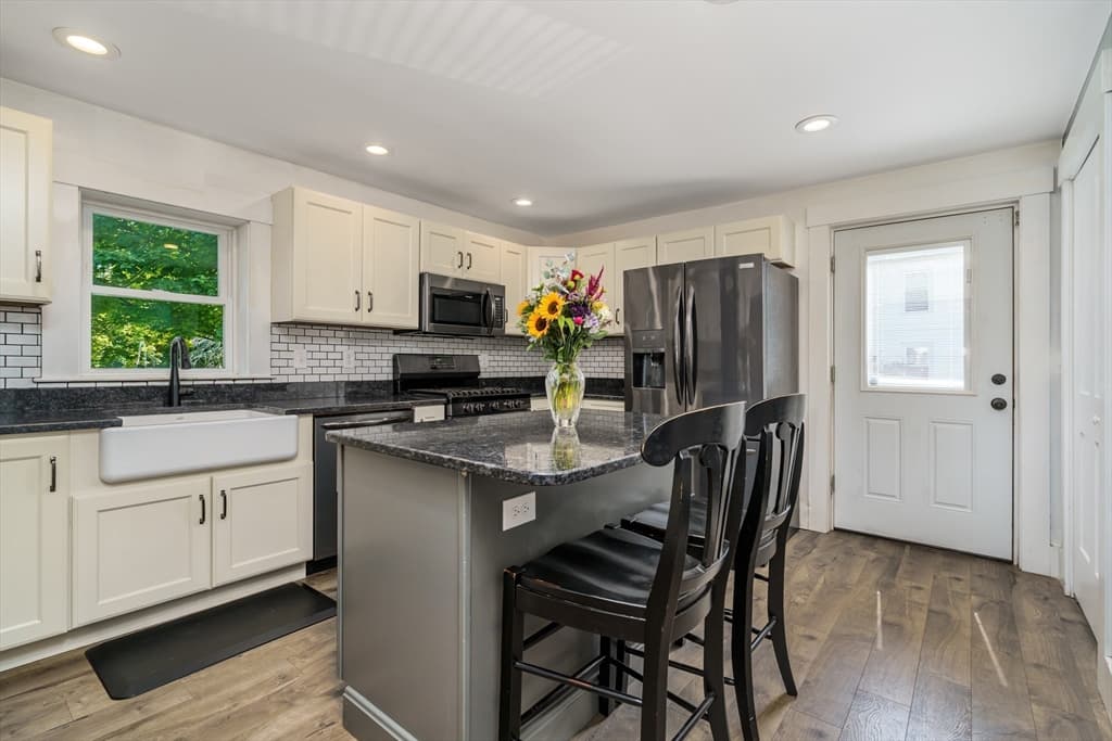 48 Main, Westminster MA 01473 photo 2