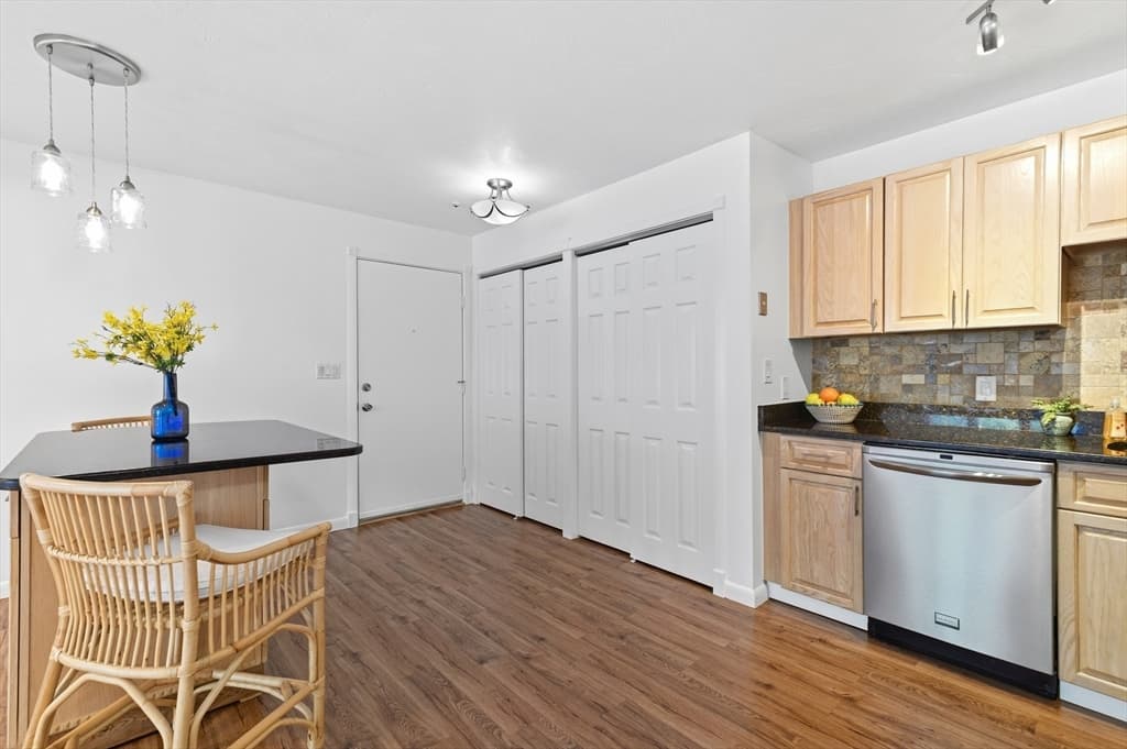 30 Chapman # 203, Weymouth MA 02189 photo 4