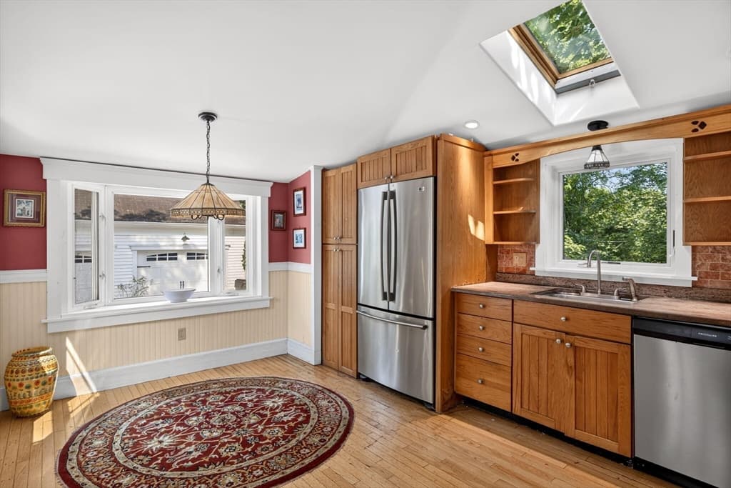 Single Family Residence at 658 Main St, Harwich MA 02645, Harwich, photo 9 of 42