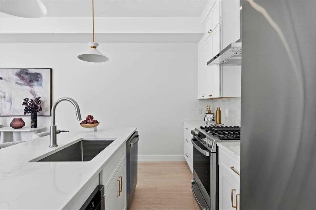 28 Swan Ave. # 1, Boston MA 02128 photo 5