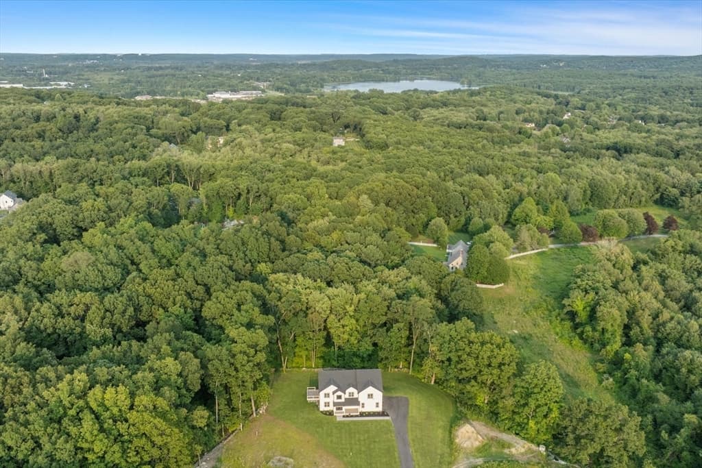 10 Falcon Drive, Shrewsbury MA 01545 photo 42