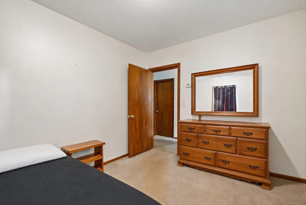 90 Glenview, Upton MA 01568 photo 17