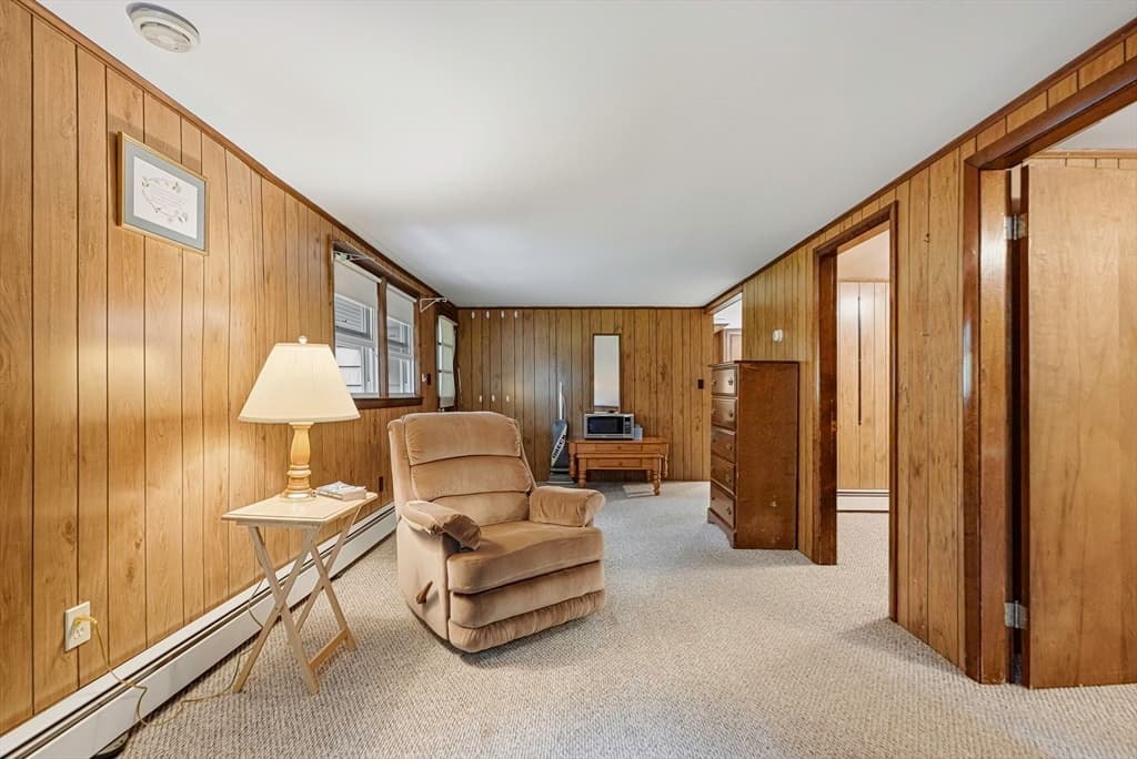 90 Glenview, Upton MA 01568 photo 22