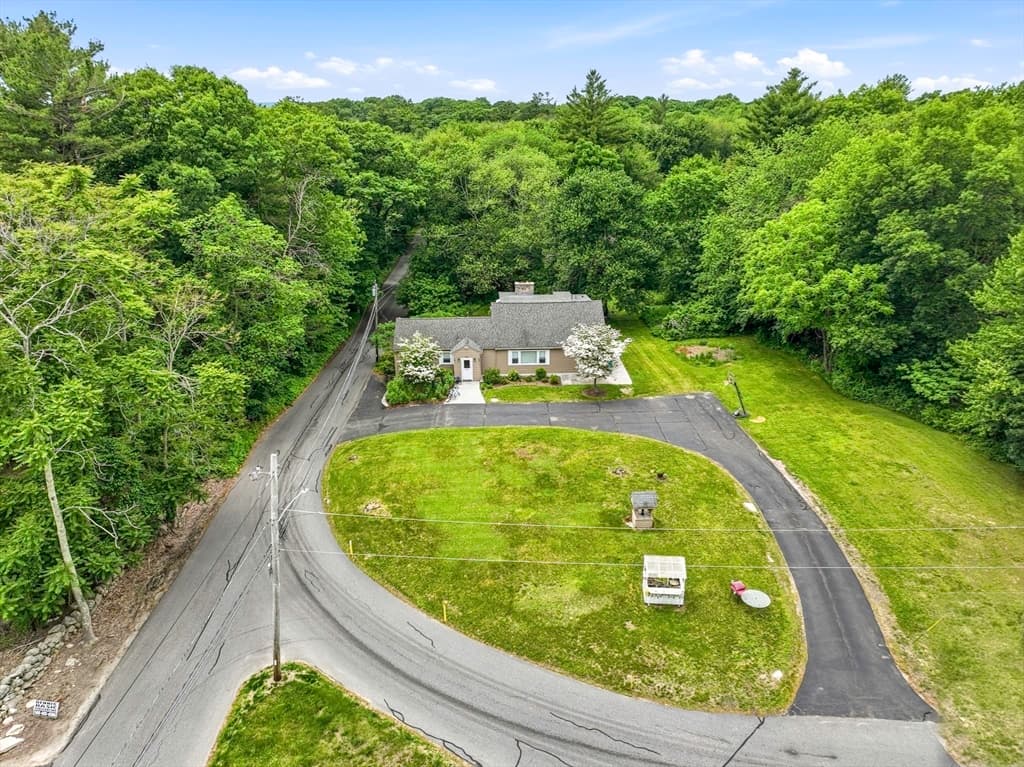 90 Glenview, Upton MA 01568 photo 35