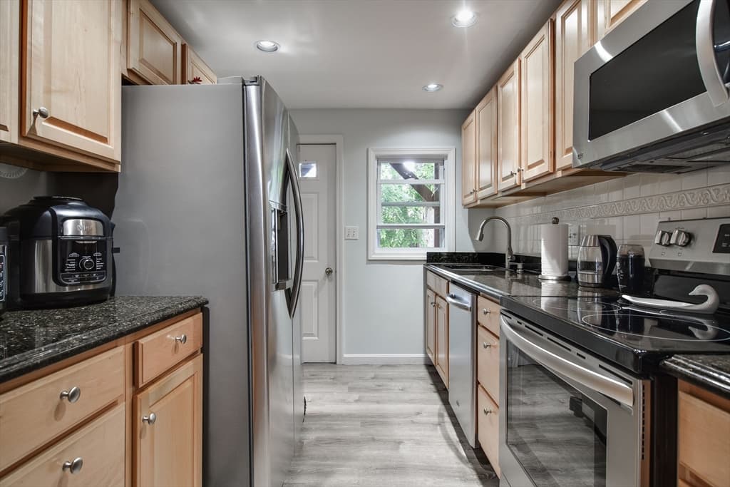 179 Chestnut Street, Marlborough MA 01752 photo 8