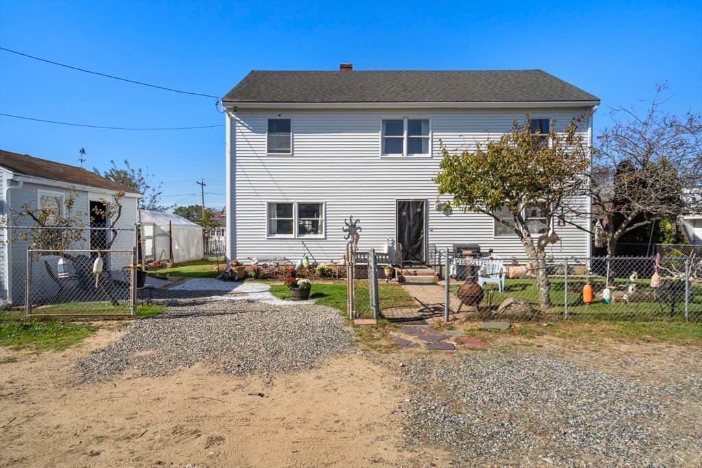 10 Brissette Avenue, Salisbury MA 01952