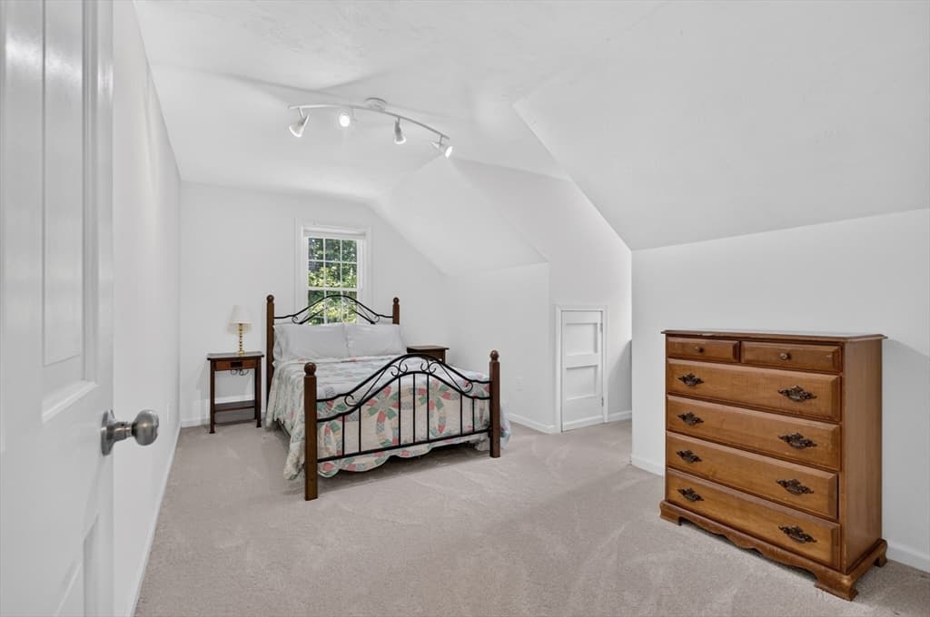 81 Moon Hill Rd, Northbridge MA 01534 photo 24