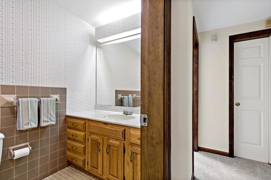 Single Family Residence at 26 Qaushnet Way, Falmouth MA 02536, Falmouth, photo 20 of 40