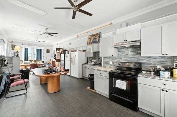 121 N Common, Lynn MA 01902 photo 5