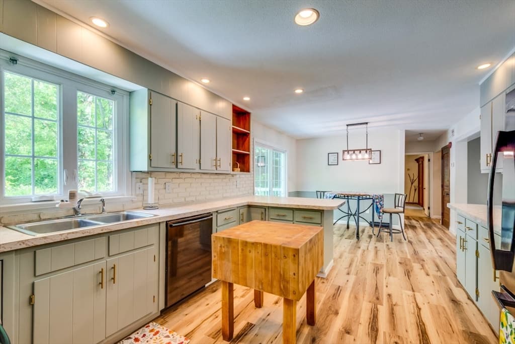 41 Oakmont Ave, Westminster MA 01473 photo 9