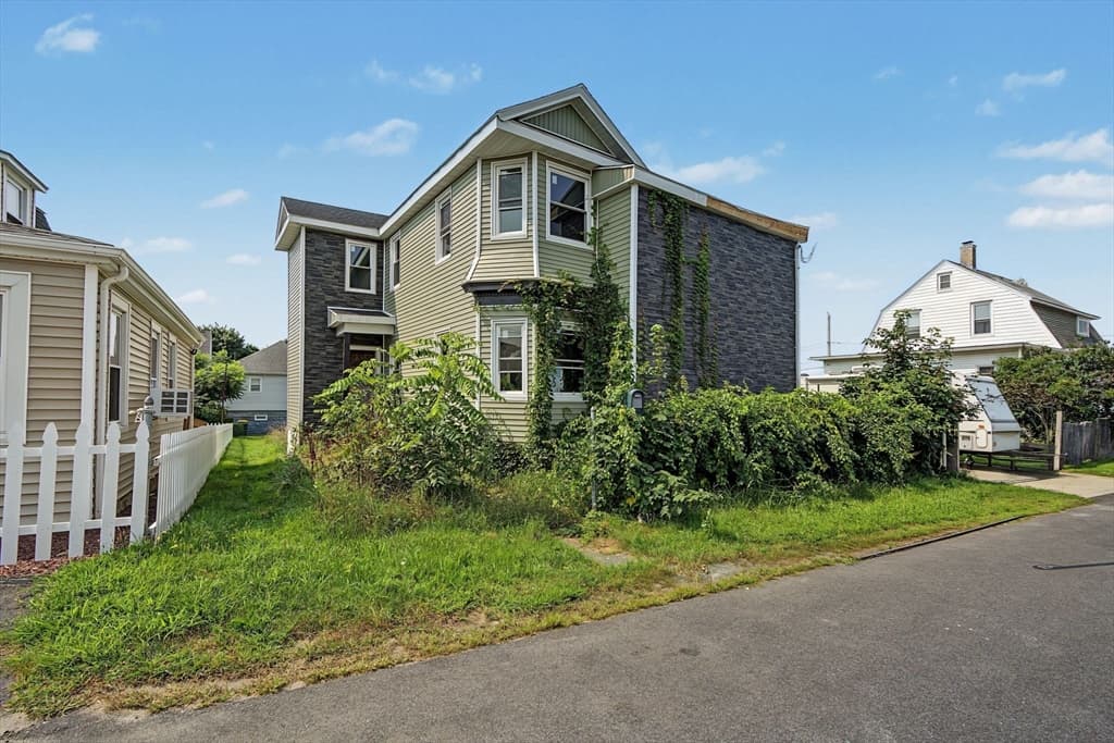 23 Bryan St, Fall River MA 02724 photo 16