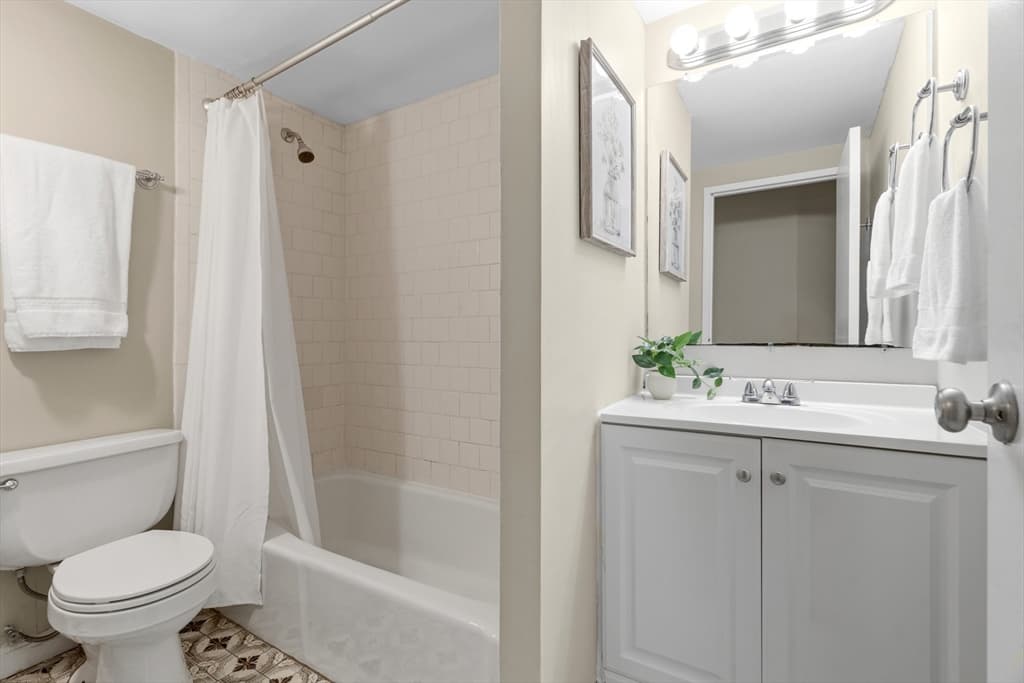 573 Broad St # 135, Weymouth MA 02189 photo 13
