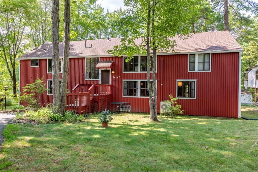 66 Pine Grv # 66, Amherst MA 01002