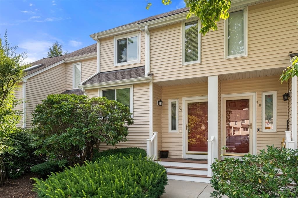 79 Gaslight Ln # 79, Easton MA 02356