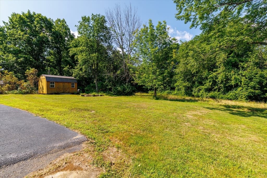 Single Family Residence at 21 Munroe St, Winchendon MA 01475, Winchendon, photo 23 of 29