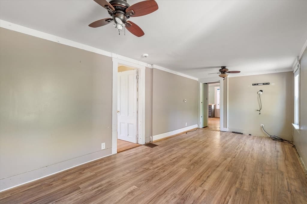 Single Family Residence at 21 Munroe St, Winchendon MA 01475, Winchendon, photo 13 of 29