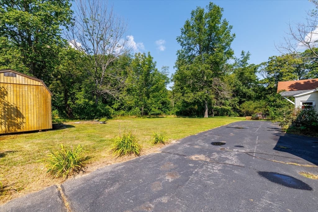 Single Family Residence at 21 Munroe St, Winchendon MA 01475, Winchendon, photo 20 of 29