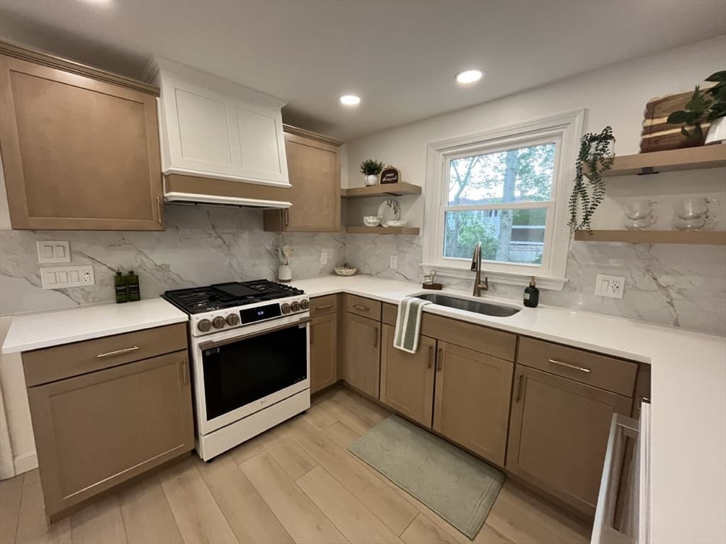 664 Norman St, Fall River MA 02721 photo 26