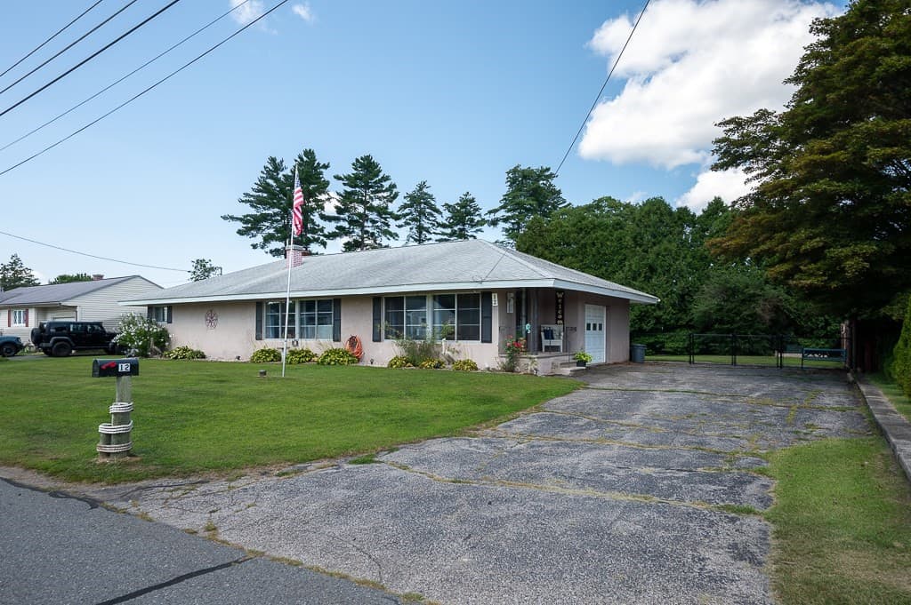 12 Elaine St, Webster MA 01570 photo 10