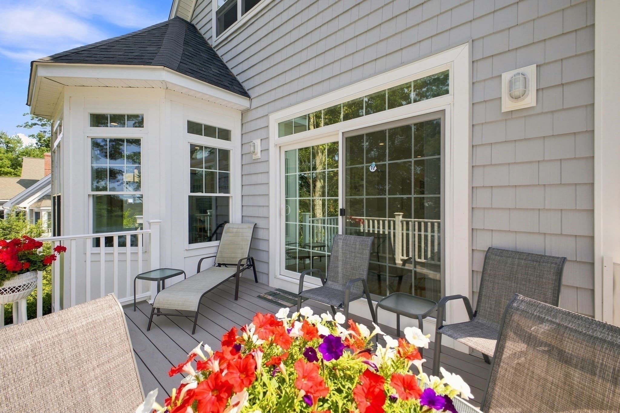 Single Family Residence at 24 Laurelwood Dr, Webster MA 01570, Webster, photo 3 of 42