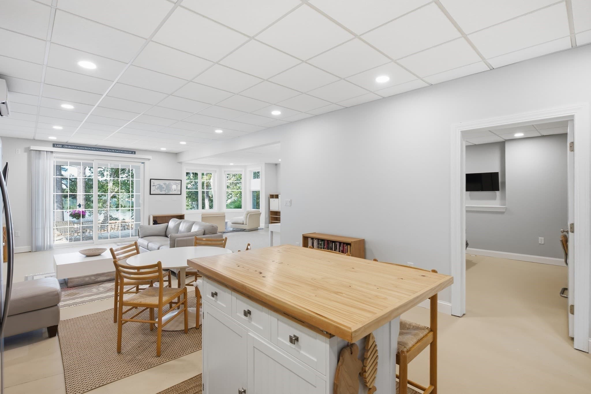 Single Family Residence at 24 Laurelwood Dr, Webster MA 01570, Webster, photo 28 of 42