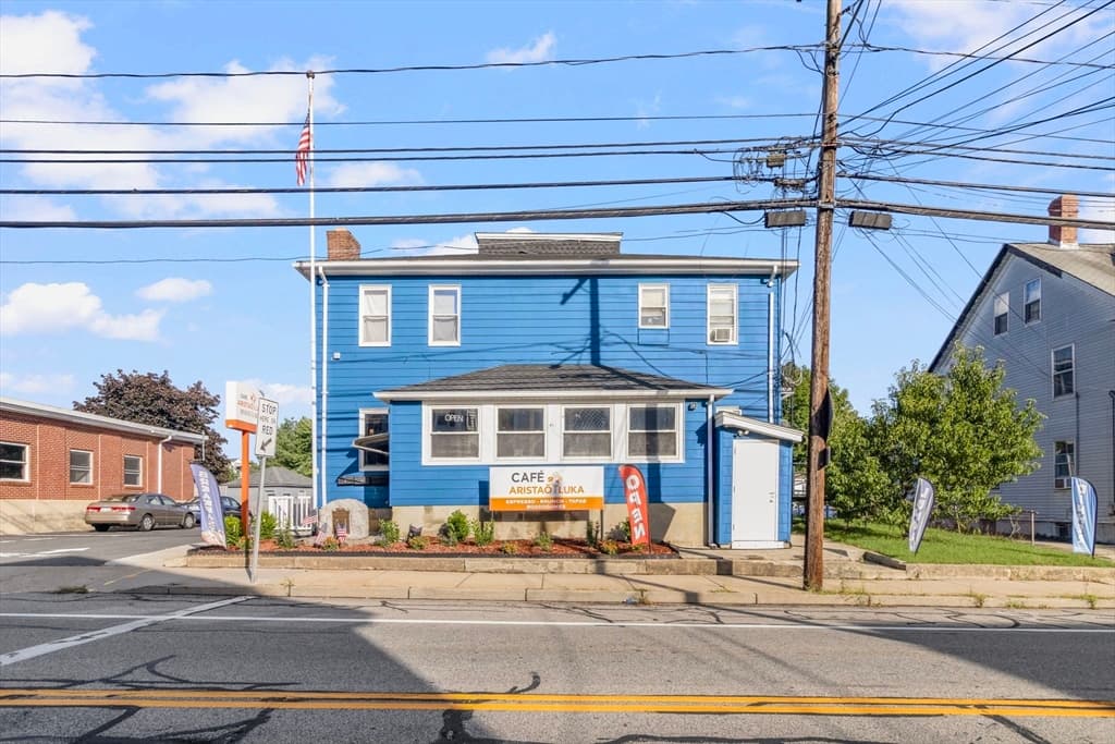 681 Providence St, West Warwick RI 02893