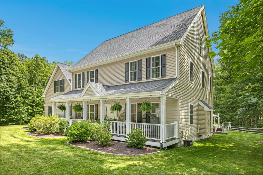 424 Langen Rd, Lancaster MA 01523