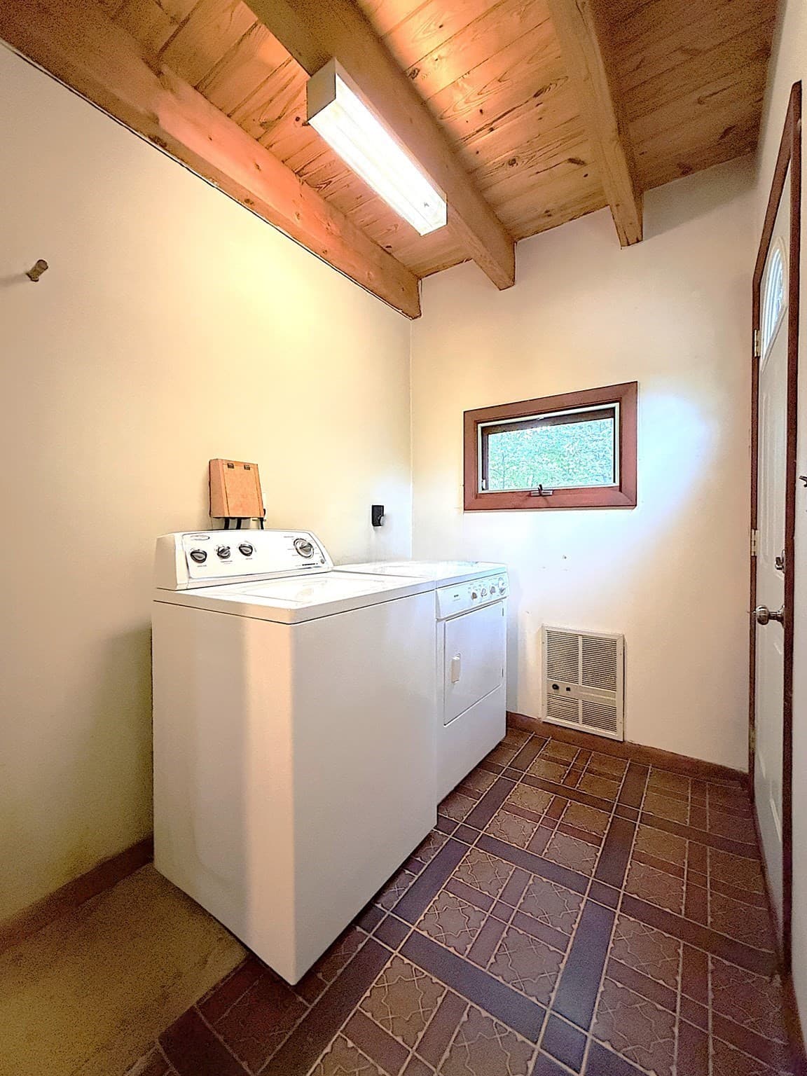 Single Family Residence at 223 Boston Post Rd, Weston MA 02493, Weston, photo 5 of 25