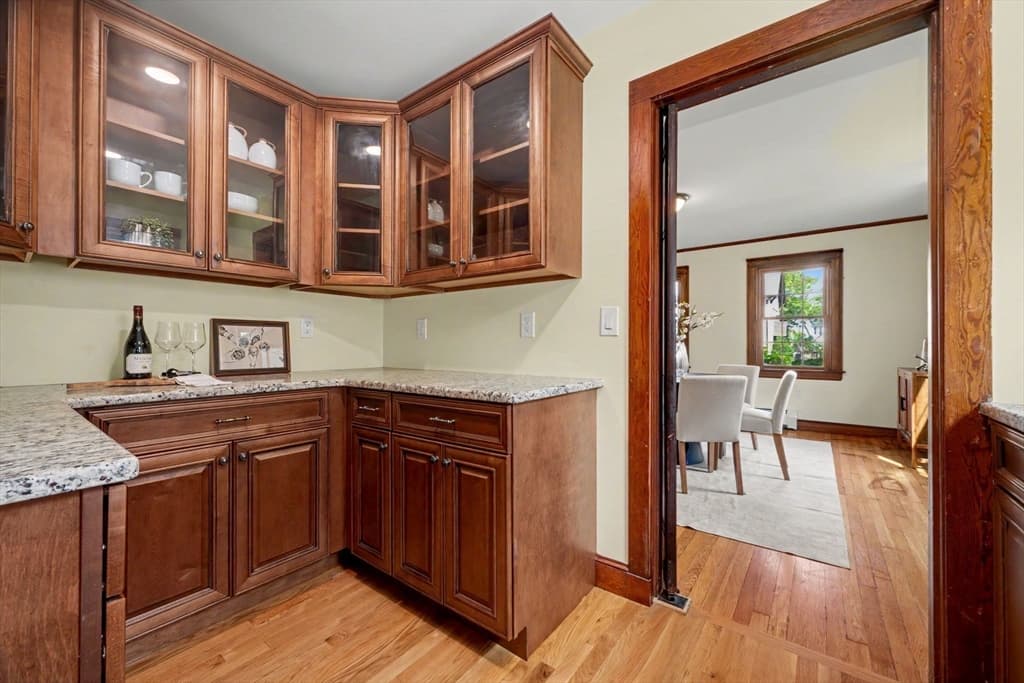 15 Eden St, Framingham MA 01702 photo 9