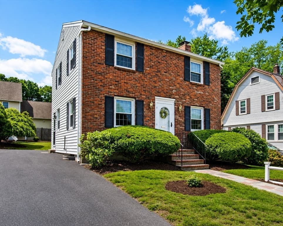 37 Nahanton Ave, Milton MA 02186 photo 2