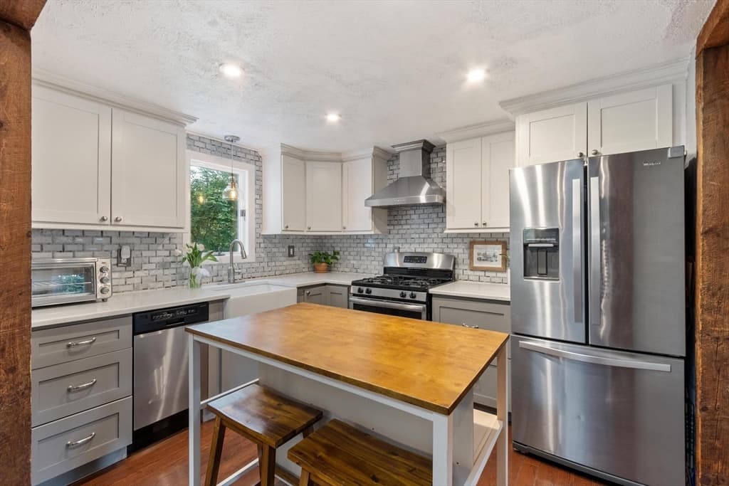 163 Beal St, Lunenburg MA 01462 photo 15