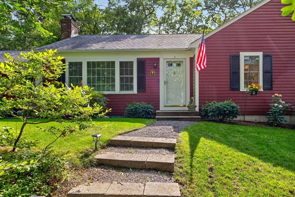 7 Bent Bluff Ln, Yarmouth MA 02675 photo 6