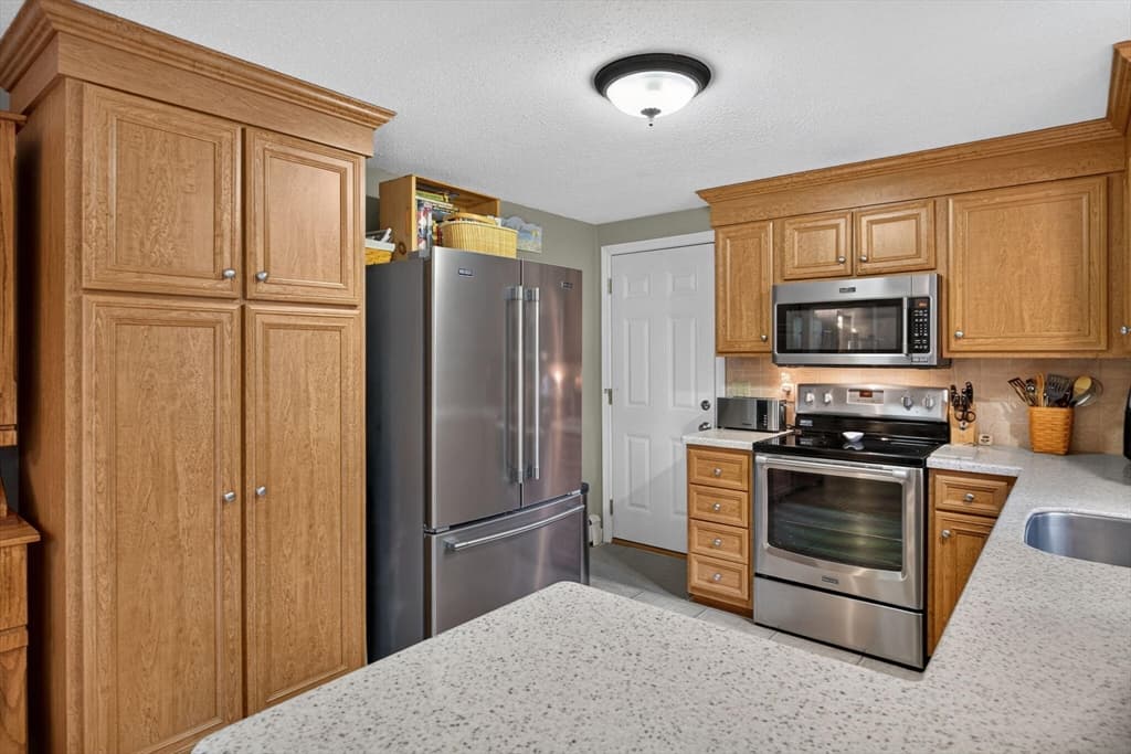 7 Bent Bluff Ln, Yarmouth MA 02675 photo 19