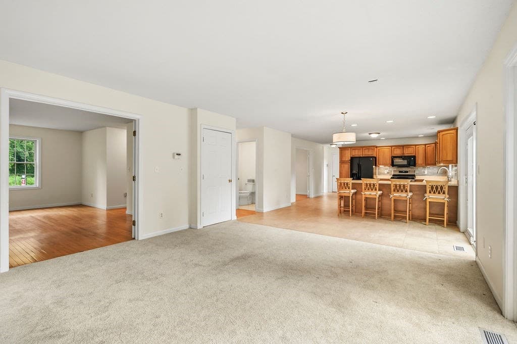 58 San Souci, South Hadley MA 01075 photo 11