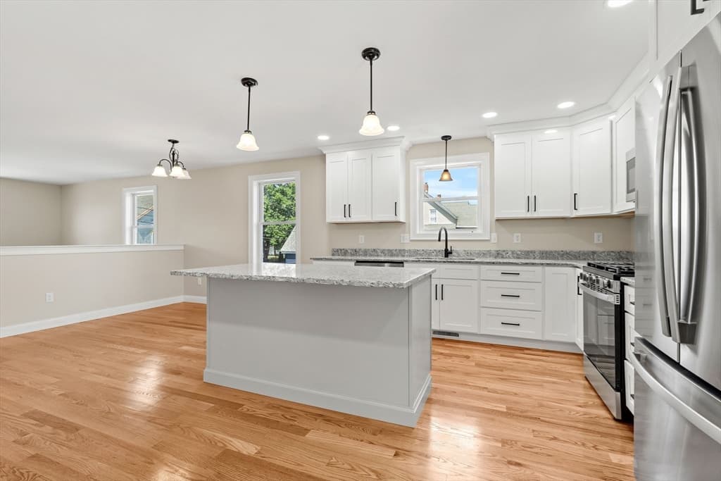 28 Quigley Ave # 28, Chelmsford MA 01863 photo 6