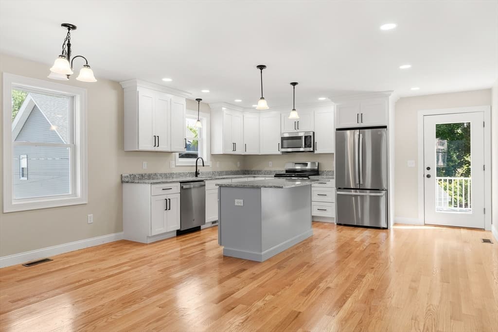 28 Quigley Ave # 28, Chelmsford MA 01863 photo 7