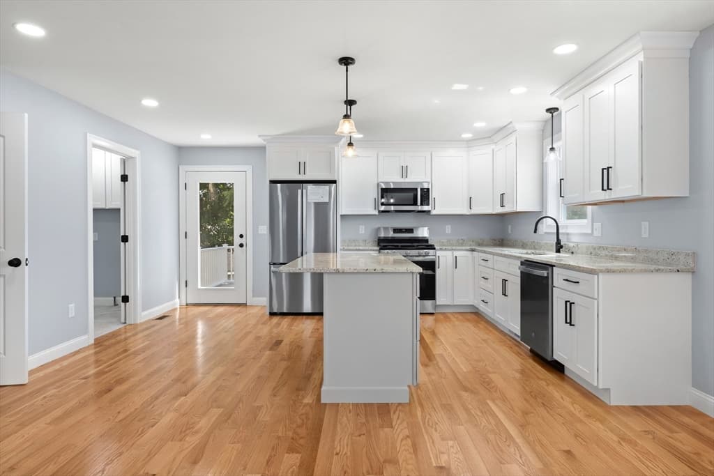 30 Quigley Ave # 30, Chelmsford MA 01863 photo 6