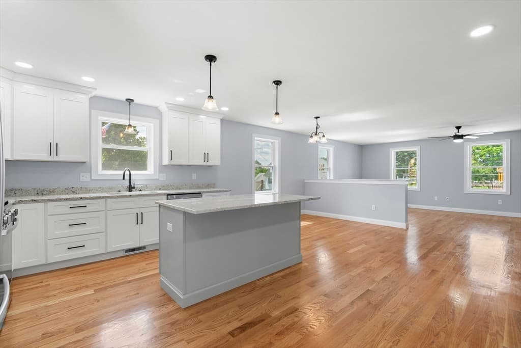 30 Quigley Ave # 30, Chelmsford MA 01863 photo 4
