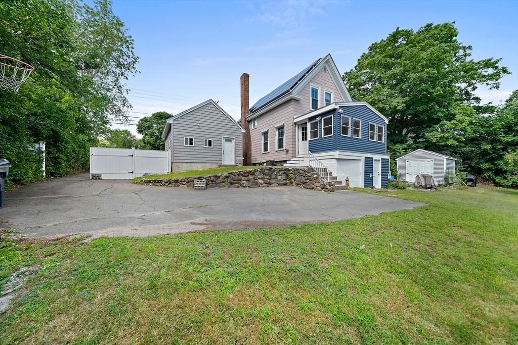 131 Pleasant Valley St, Methuen MA 01844 photo 32