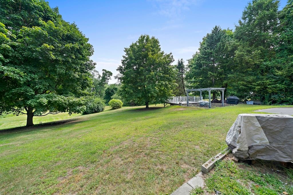 131 Pleasant Valley St, Methuen MA 01844 photo 35