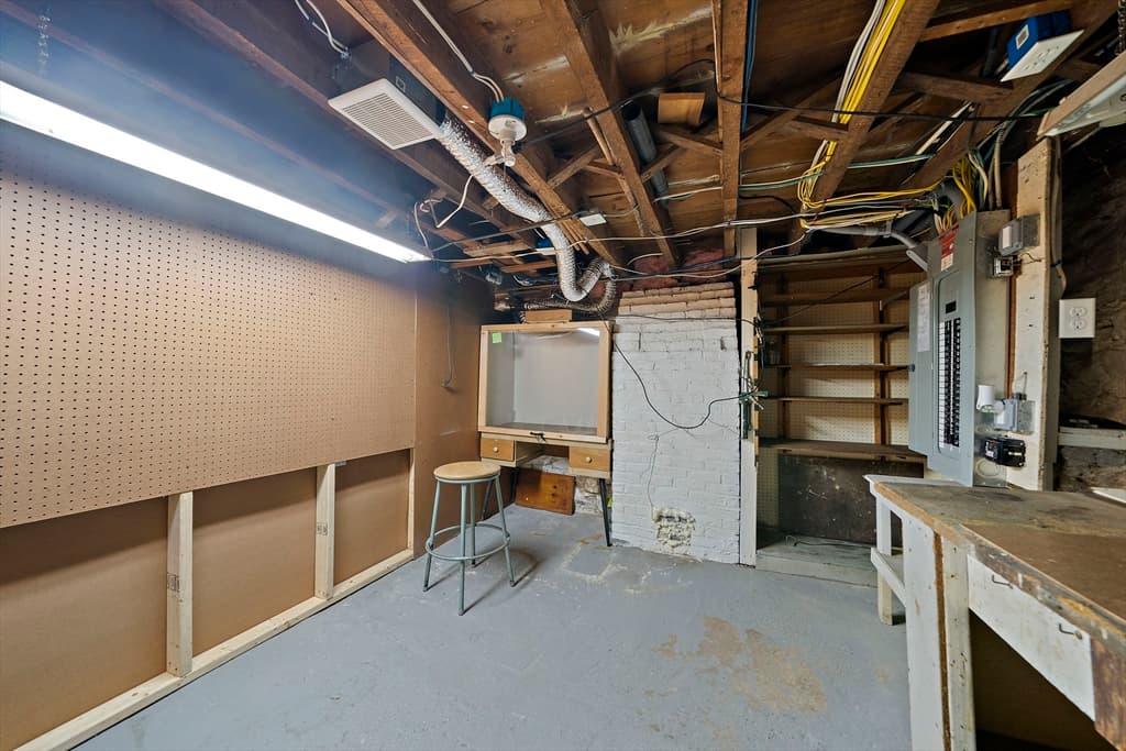 131 Pleasant Valley St, Methuen MA 01844 photo 29
