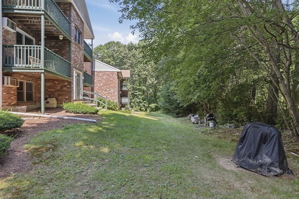 75 Huntoon Memorial Highway # 12, Leicester MA 01524 photo 23